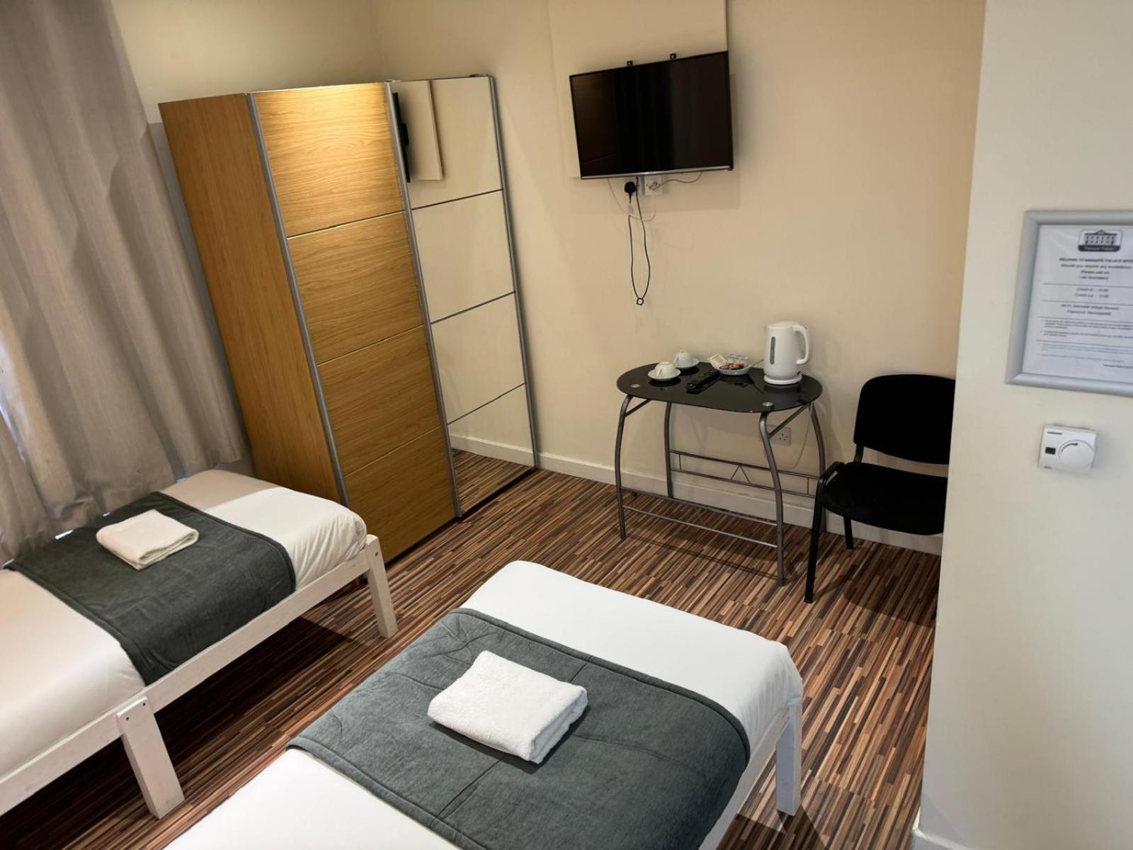 Namaste Palace Hotel NWI Eksteriør bilde