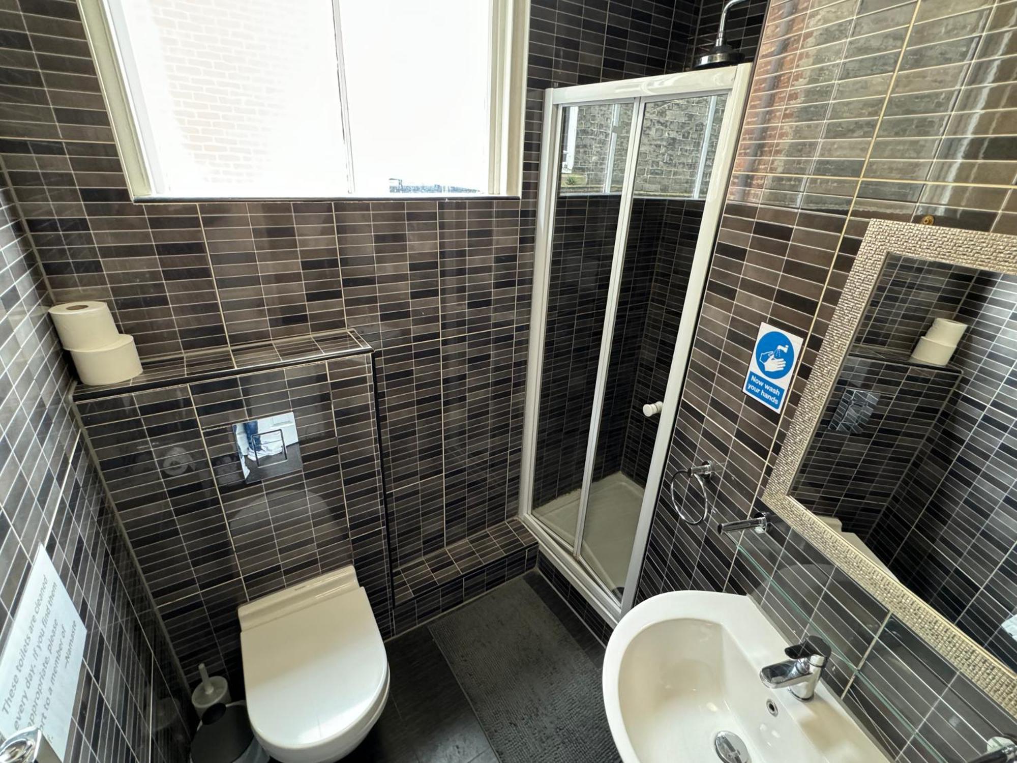 Namaste Palace Hotel NWI Eksteriør bilde